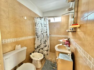 VENTA 7 DEPTOS CON LOCAL Y COCHERAS -SAN ANDRÉS