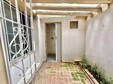 VENTA 7 DEPTOS CON LOCAL Y COCHERAS -SAN ANDRÉS
