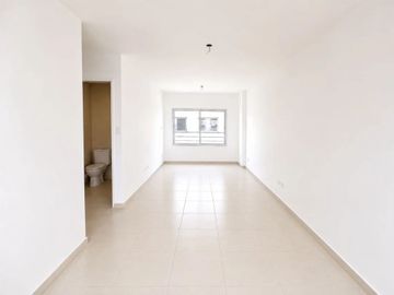 Venta depto monoambiente divisible estrenar balcon