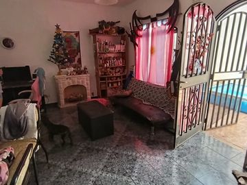 CASA EN VENTA IDEAL DOS FAMILIAS ARIJON Y BERMUDEZ