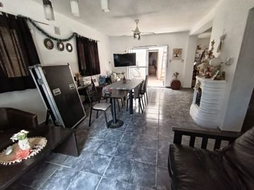 CASA EN VENTA IDEAL DOS FAMILIAS ARIJON Y BERMUDEZ