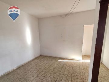 Venta casa 7 amb en con jardin en Villa Adelina