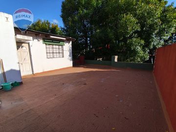 Venta casa 7 amb en con jardin en Villa Adelina