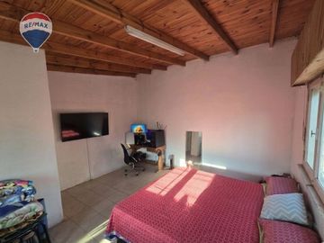 Venta casa 7 amb en con jardin en Villa Adelina