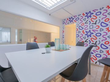 Edificio de Oficinas - Impecable - Villa Urquiza