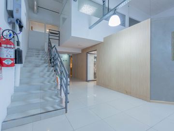 Edificio de Oficinas - Impecable - Villa Urquiza