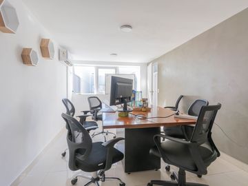 Edificio de Oficinas - Impecable - Villa Urquiza