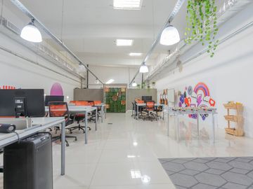 Edificio de Oficinas - Impecable - Villa Urquiza