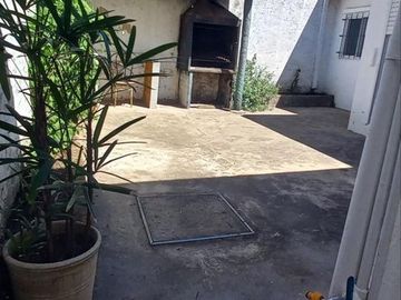 VENTA CASA LOTE PROPIO JARDIN C POTENCIAL VICTORIA