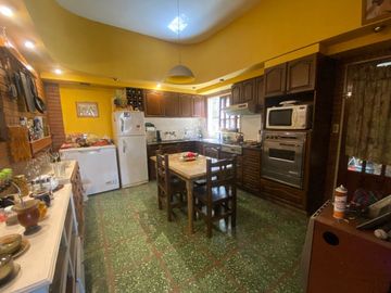 Casa en venta 5amb en Villa Ballester