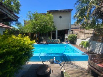 Casa en venta 5amb en Villa Ballester