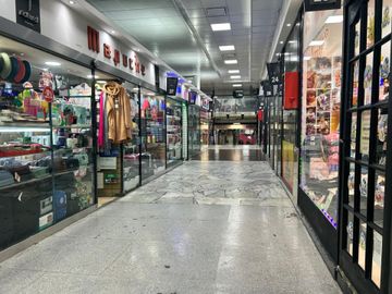 LOCAL COMERCIAL GALERIA LAS VEGAS