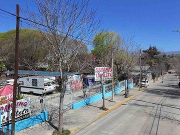 VENTA PROPIEDAD SALON PILETA QUINCHO BAÑOS COCINAS