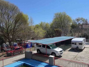 VENTA PROPIEDAD SALON PILETA QUINCHO BAÑOS COCINAS