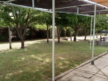 VENTA PROPIEDAD SALON PILETA QUINCHO BAÑOS COCINAS