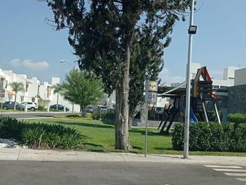 CASA EN RENTA CON AMENIDADES EN SONTERRA QUERETARO