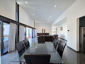 CASA EN VENTA (1 PLANTA) - JURIQUILLA, QUERÉTARO