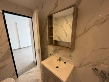 Departamento dos ambientes en alquiler en Wilde Centro