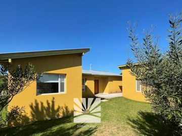 Casa en Alquiler Temporal en Costa Esmeralda Barrio Senderos III