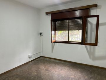 Casa tres ambientes en alquiler wilde