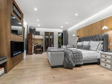 EN VENTA CASA AMUEBLADA EN LOMAS COUNTRY