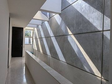 Casa en venta con páneles con gran terreno.