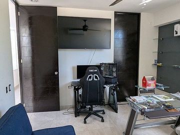 Casa en venta con páneles con gran terreno.
