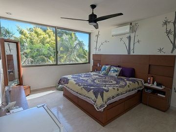 Casa en venta con páneles con gran terreno.