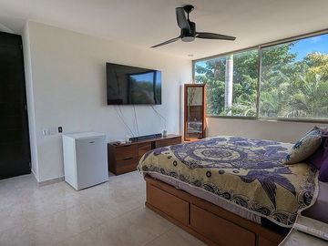 Casa en venta con páneles con gran terreno.