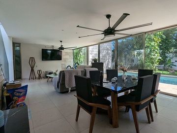 Casa en venta con páneles con gran terreno.