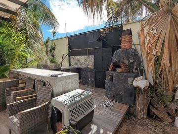 Casa en venta con páneles con gran terreno.