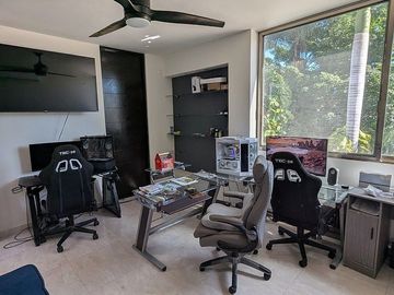 Casa en venta con páneles con gran terreno.