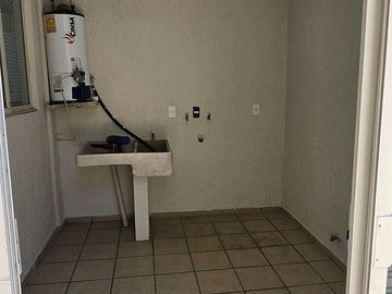 Bonita casa en Santa Anita 2980