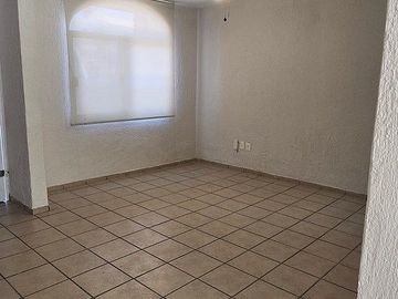 Bonita casa en Santa Anita 2980