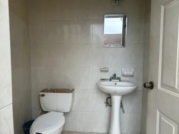 Casa en el fresno puede ser con terreno extra pueden ser dos casas