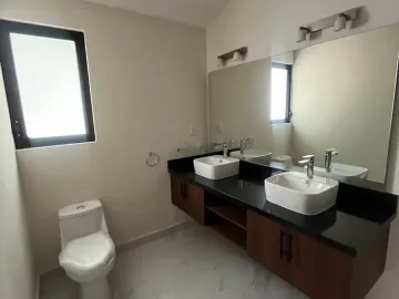 Casa en venta en Balcones del Campestre, León, Guanajuato