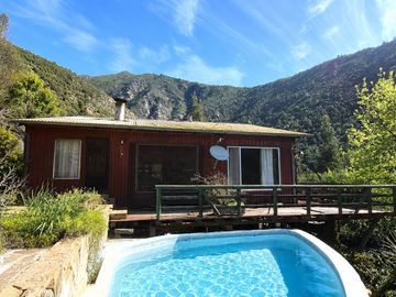 Venta de linda parcela con dos casas en Olmué, Quebrada Alvarado, casi al final. 128 M$