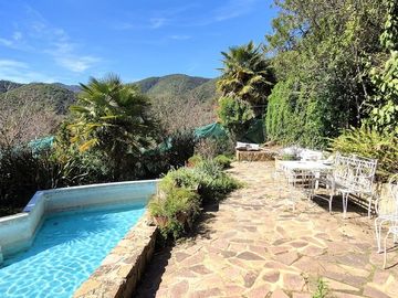 Venta de linda parcela con dos casas en Olmué, Quebrada Alvarado, casi al final. 128 M$
