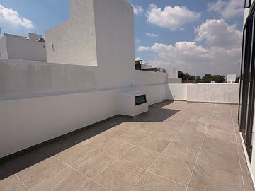 Casa nueva en paisajes del tesoro