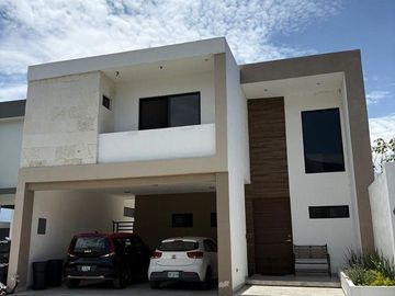 Venta casa Amorada, Carretera Nacional, Monterrey