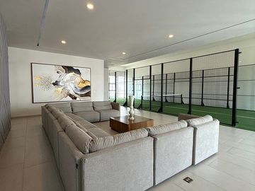 Renta Casa en Zibata con amenidades premium