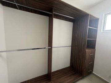 Casa en Renta en Fracc Paseo San Junipero, Querétaro
