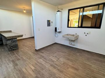 Casa en renta en bosques del pedregal por punta del Est