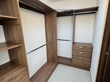 Casa en renta en bosques del pedregal por punta del Est