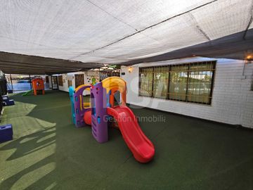 Local comercial en arriendo  en MAIPÚ