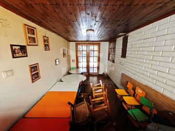 Local comercial en arriendo  en MAIPÚ