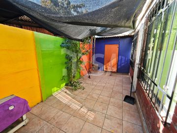 Local comercial en arriendo  en MAIPÚ