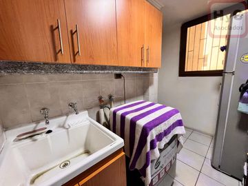 Departamento Amplio y Remodelado en Providencia