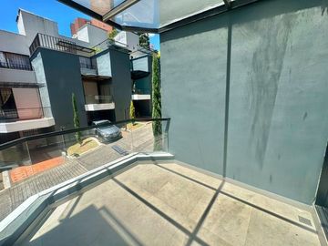 CASA EN ARRIENDO UBICADA EN MEDELLÍN POR EL SECTOR POBLADO