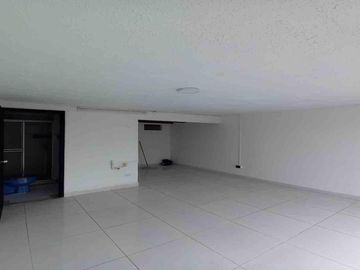 LOCAL EN ARRIENDO EN AV SANTANDER/MANIZALES